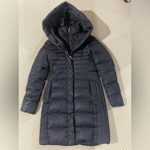 Tahari Women's Black Hooded Puffer Jacket